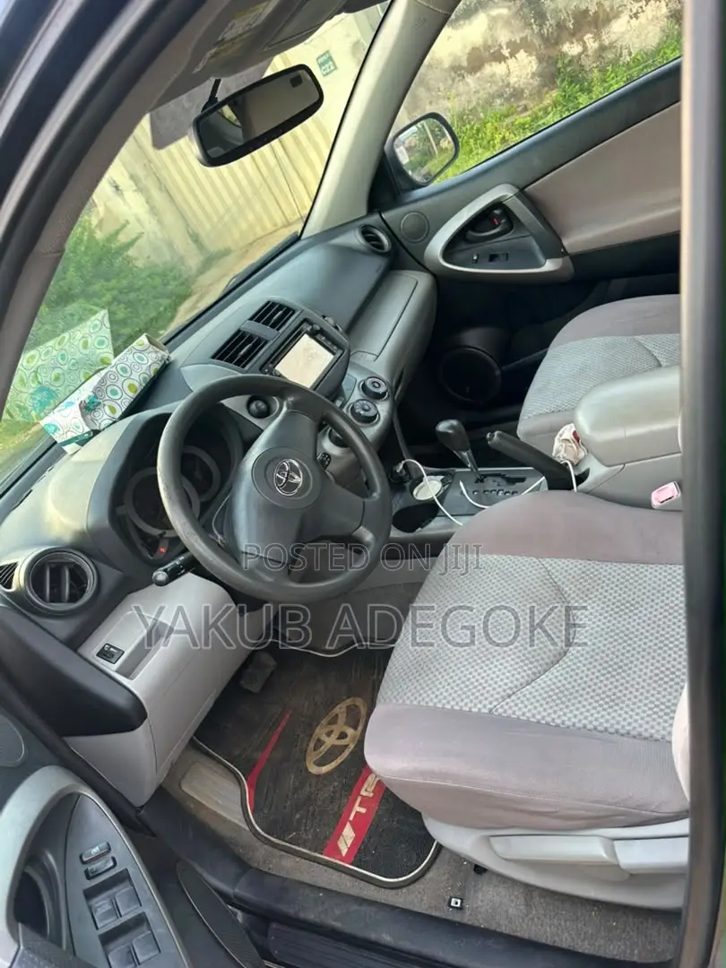 Toyota RAV4 2008 Black