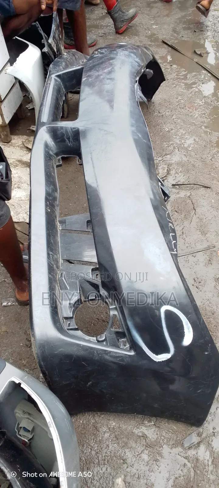 Empty Front Bumper Toyota Camry SE 2013