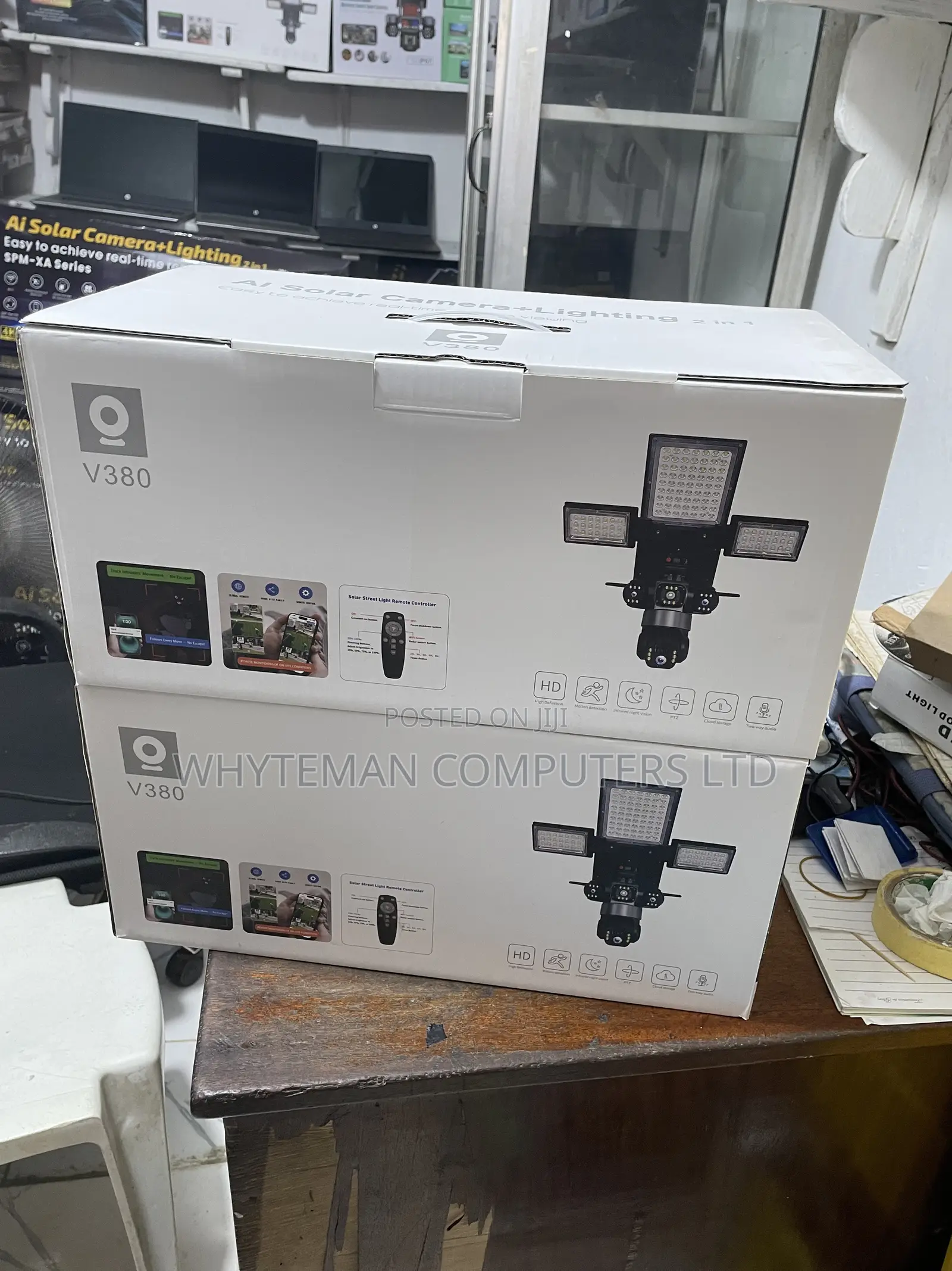 V380 Ai Solar CCTV Camera Plus Lighting