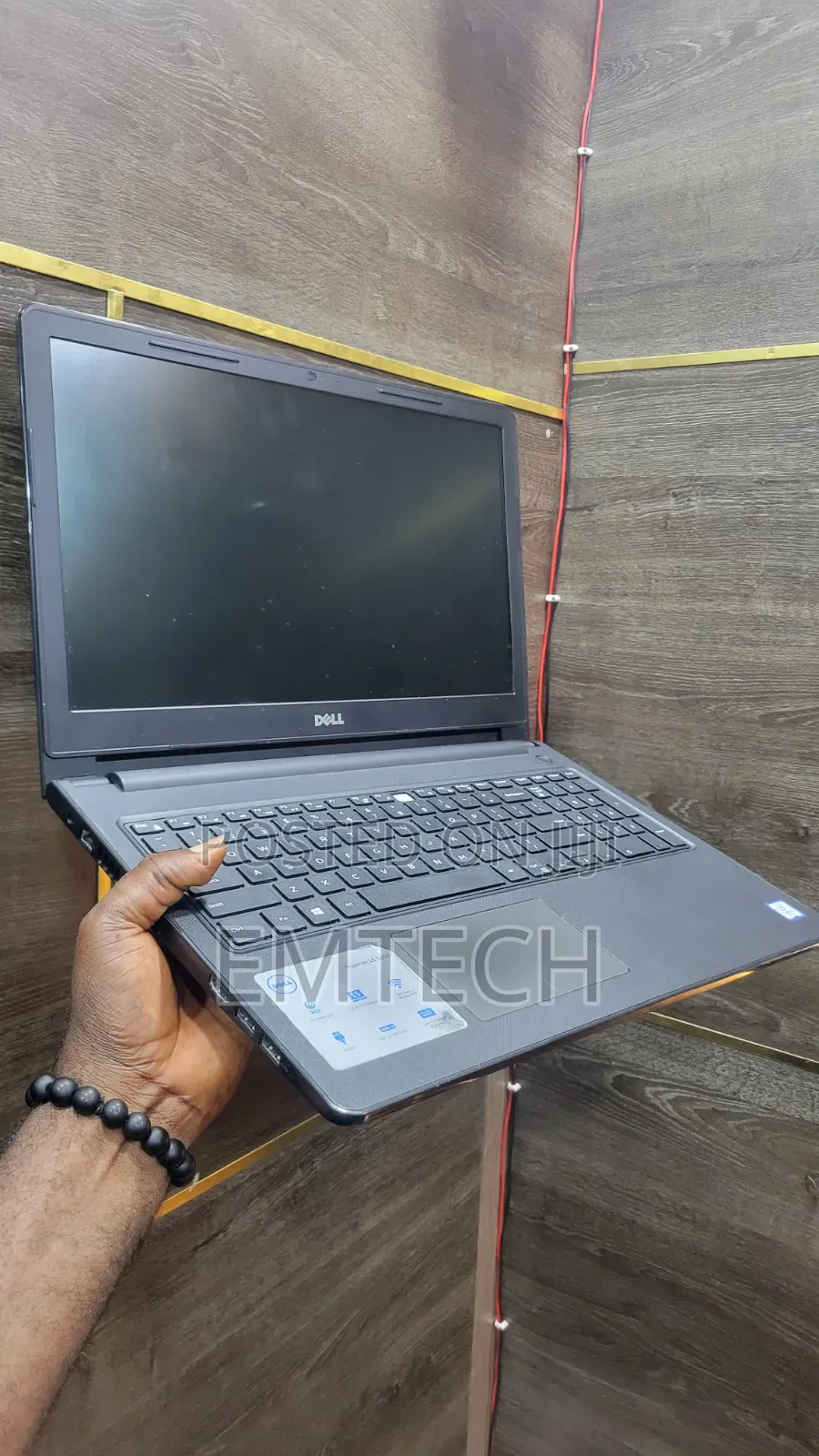 Laptop Dell Inspiron 15 3000 8GB Intel Core i5 HDD 1T