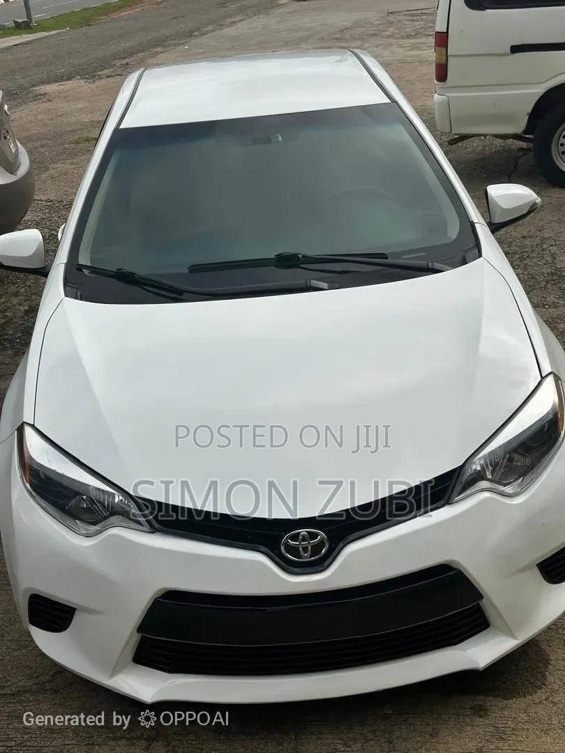 Toyota Corolla 2015 White