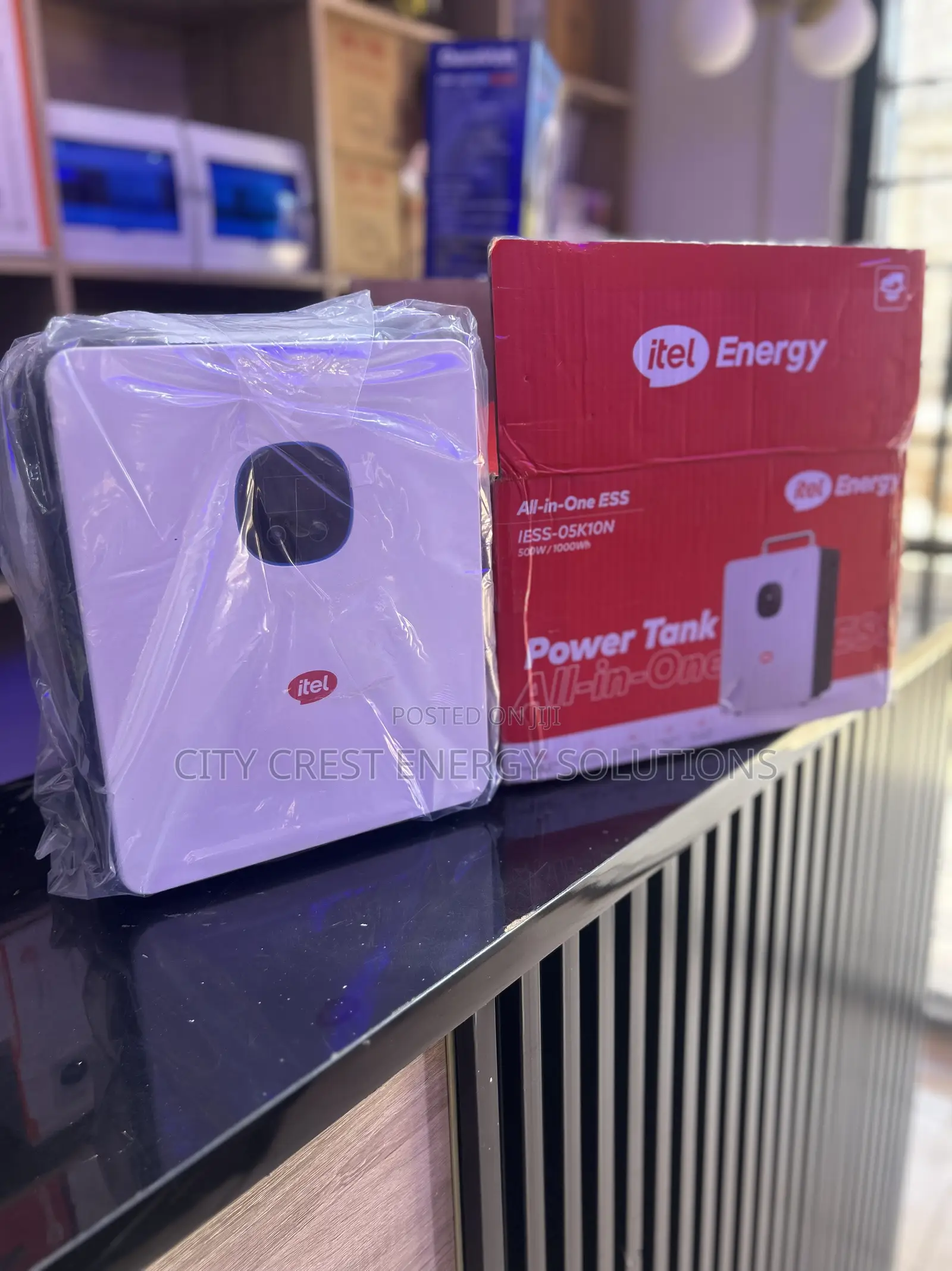Itel Power Tank( All in One Inverter of 500w/1kwh Lithium Battery