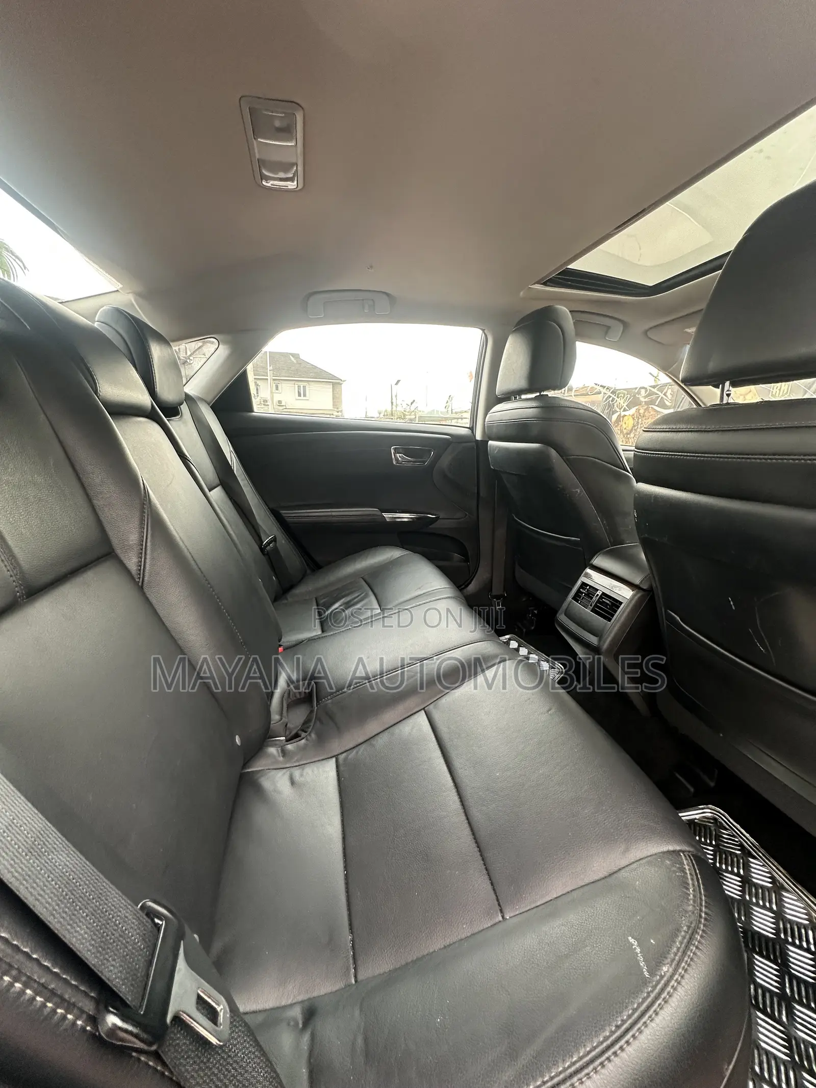 Toyota Avalon XLE Premium 4dr Sedan (3.5L 6cyl 6A) 2015 White