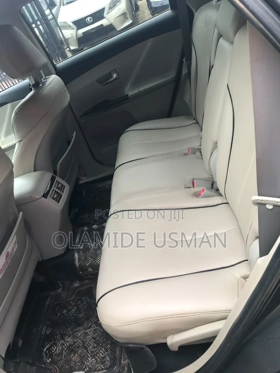 Toyota Venza AWD 2011 Gray