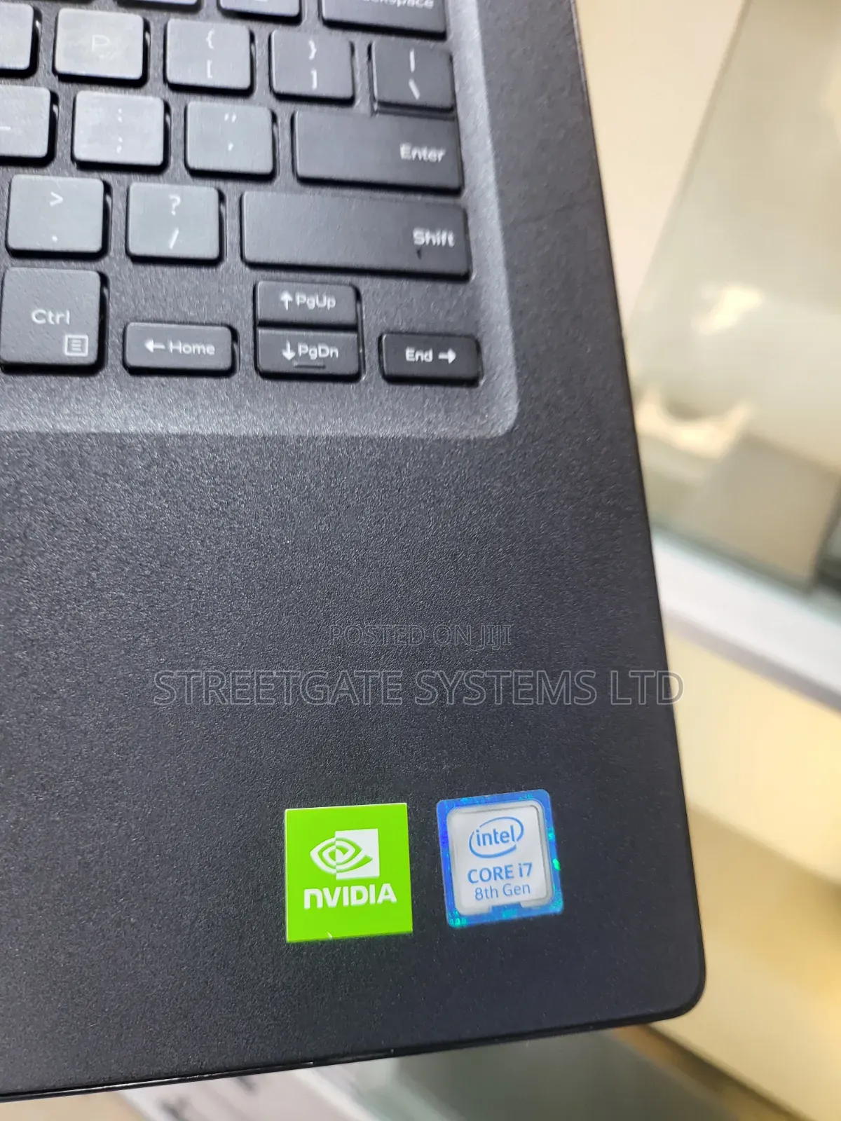 Laptop Dell Latitude 3400 16GB Intel Core i7 SSD 256GB