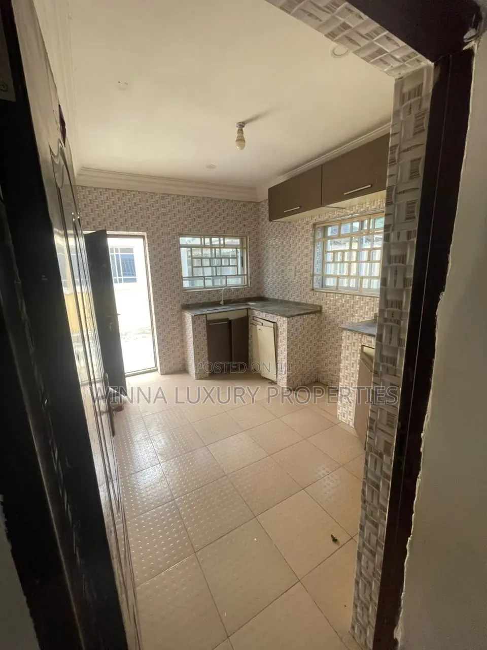 3bdrm Bungalow in Cbs Estate, Lugbe District for rent