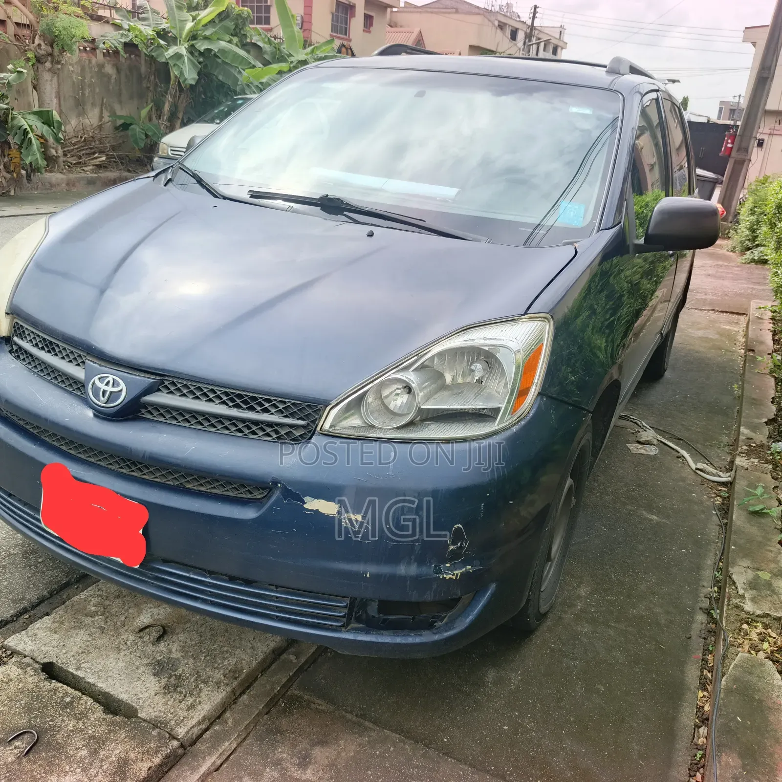 Toyota Sienna 2005 Blue
