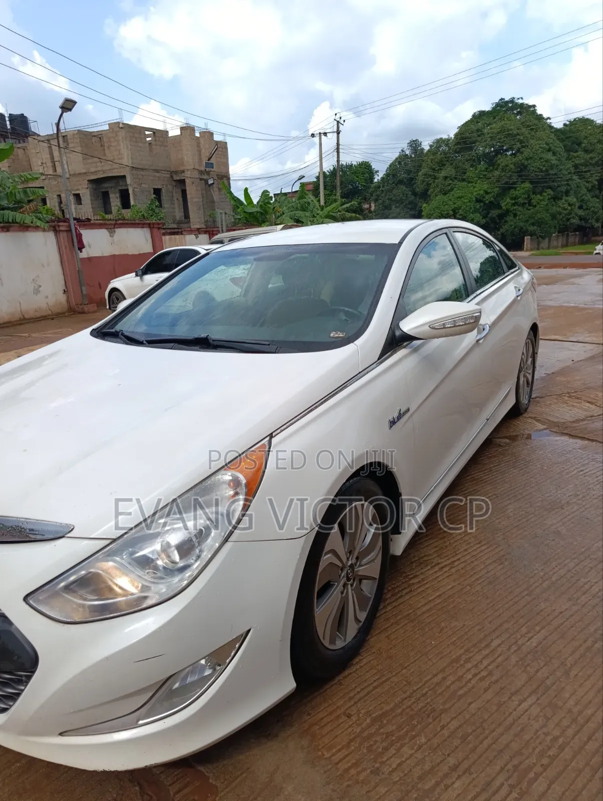 Hyundai Sonata Limited 2.0T Sedan (2.0L 4cyl 6A) 2013 White