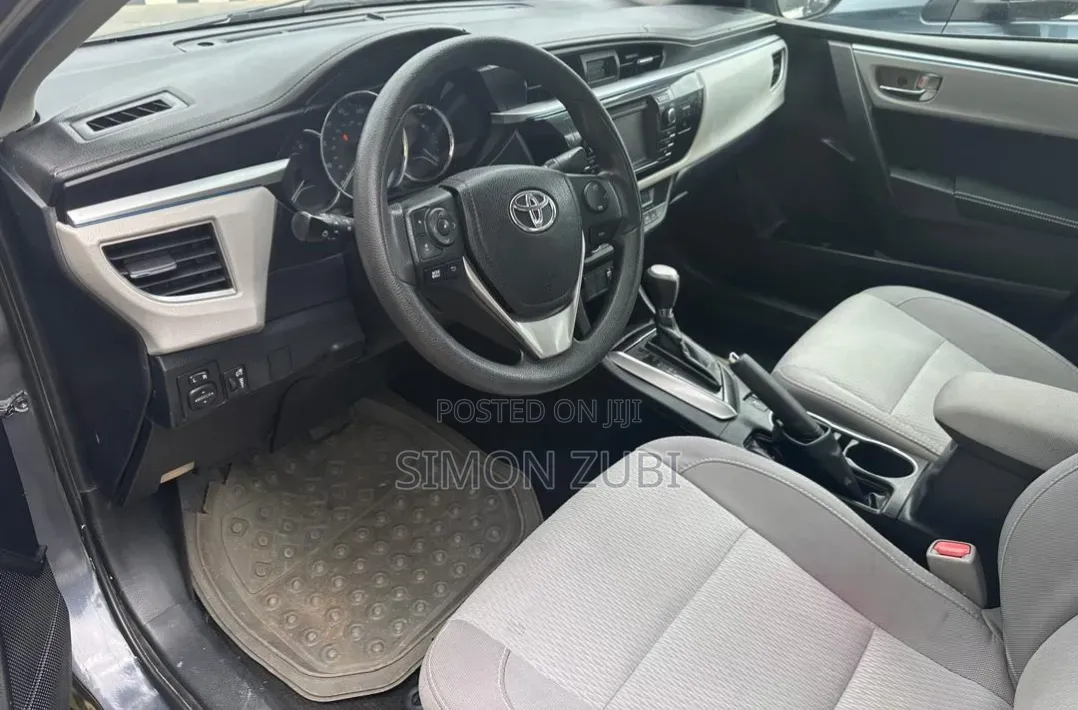 Toyota Corolla 2015 Gray