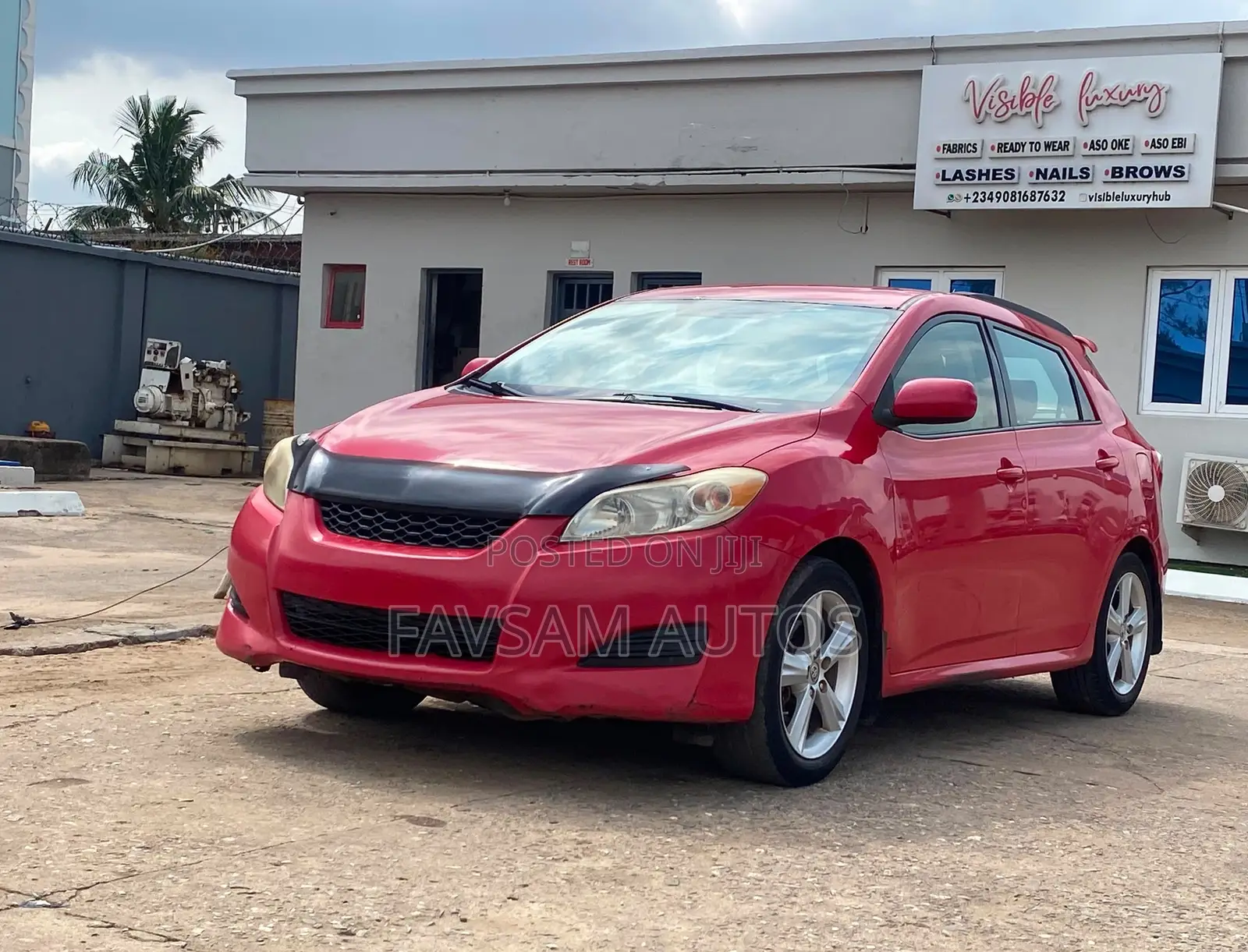 Toyota Matrix XRS Hatchback FWD (2.4L 4cyl 5A) 2009 Gray