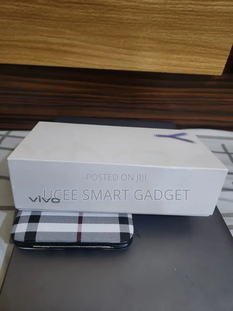 New Vivo Y500 256 GB Black