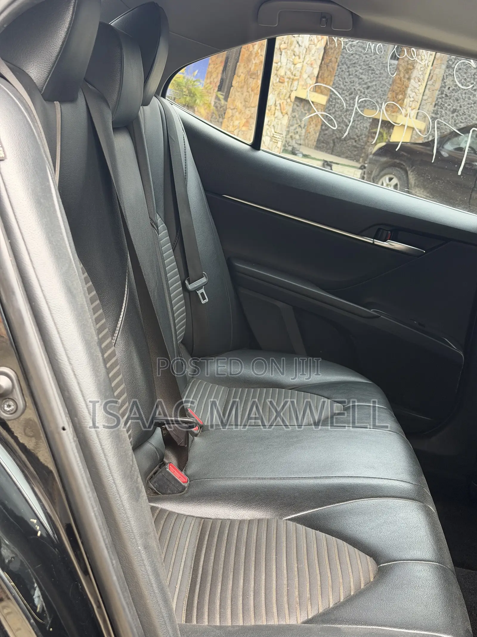 Toyota Camry SE (2.5L 4cyl 8A) 2019 Black