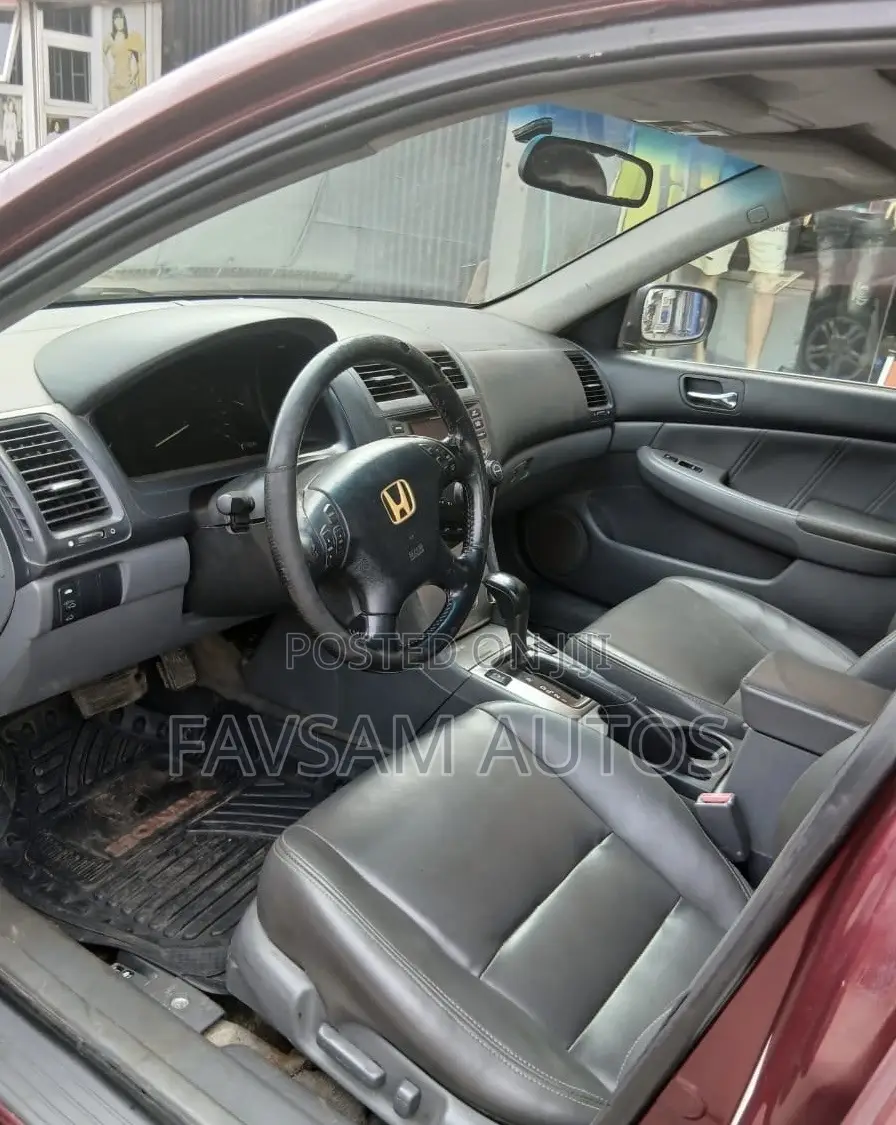 Honda Accord 2006 Burgundy