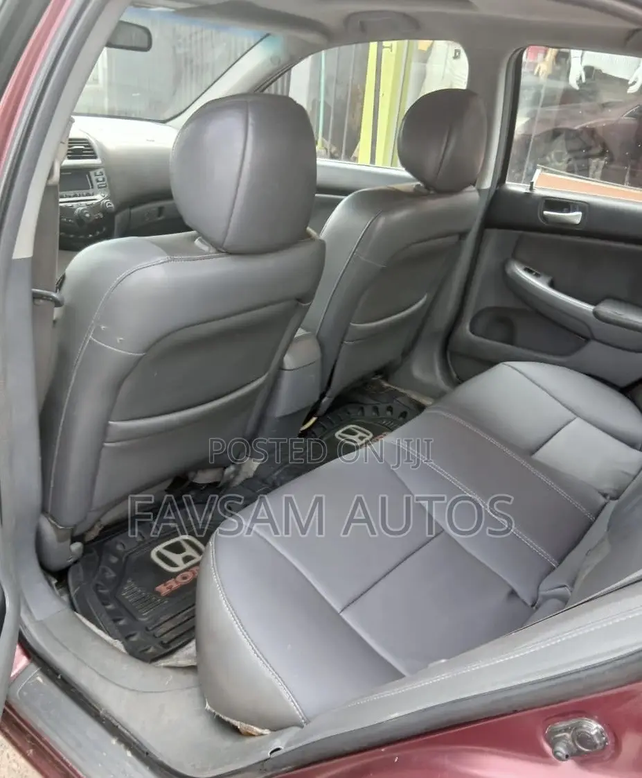 Honda Accord 2006 Burgundy