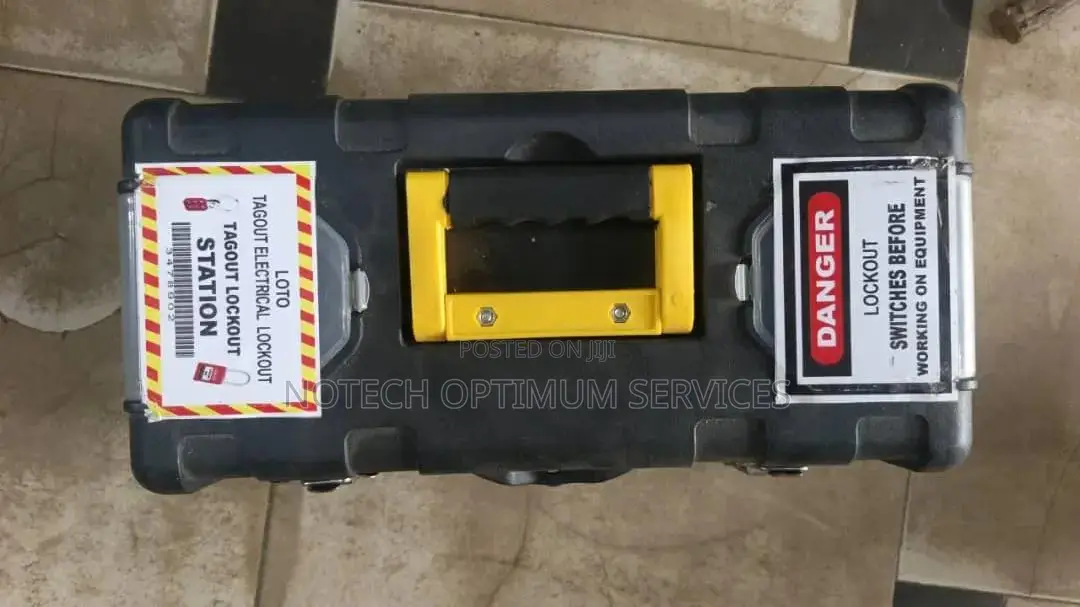 Lock Electrical Lockout Station