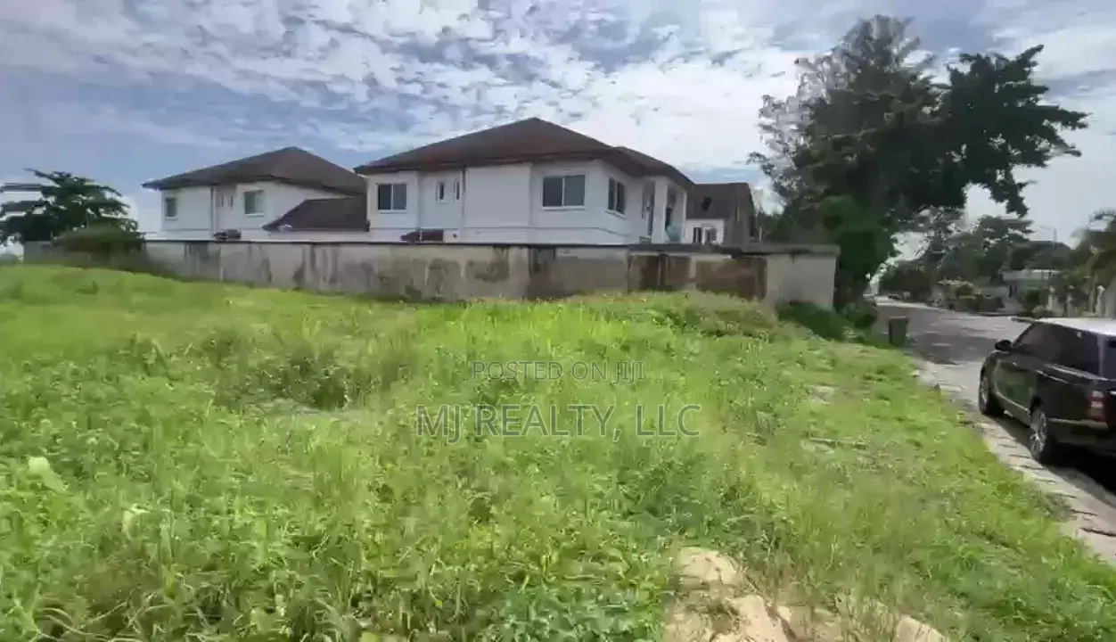 VGC Estate: 1,678sqm Waterfront Land