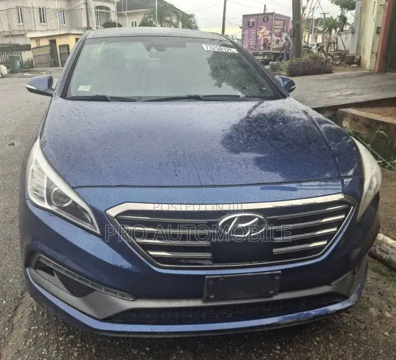 Hyundai Sonata Limited 4dr Sedan (2.4L 4cyl 6A) 2015 Blue