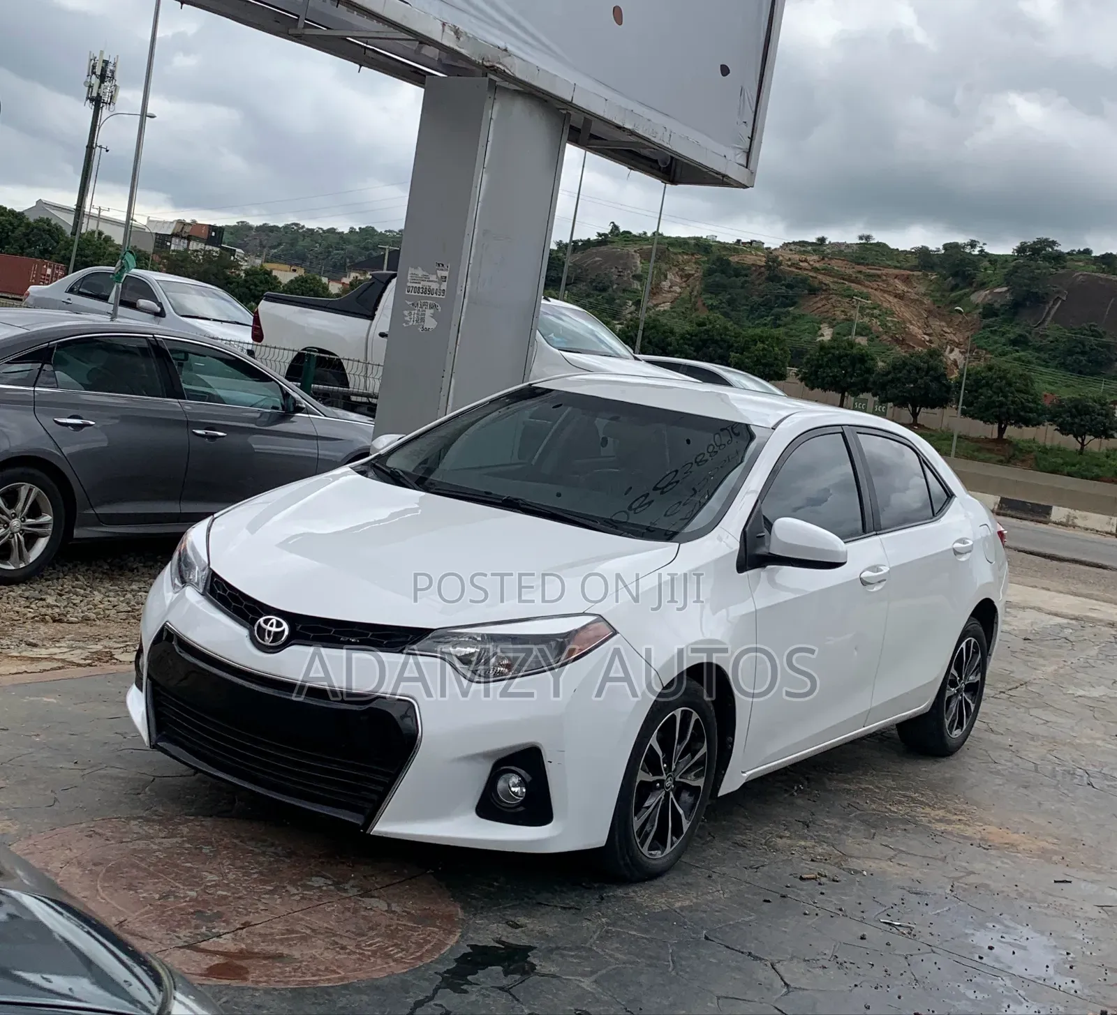 Toyota Corolla 2015 White