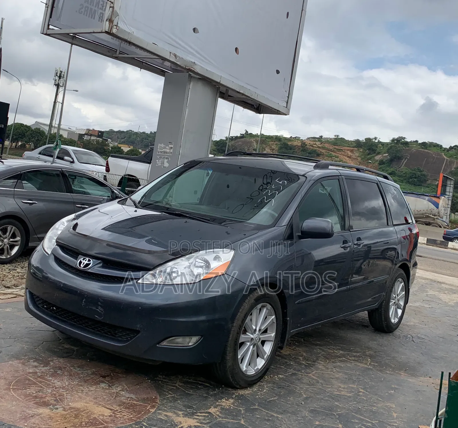 Toyota Sienna 2009 Blue