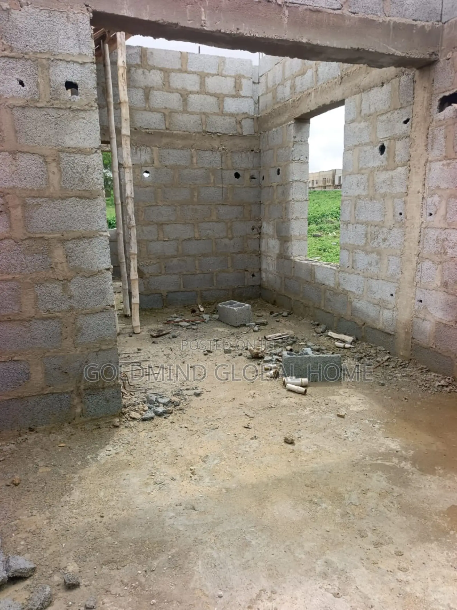 4bdrm Bungalow in Lugbe District. for sale