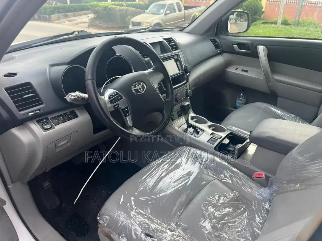 Toyota Highlander 2013 White