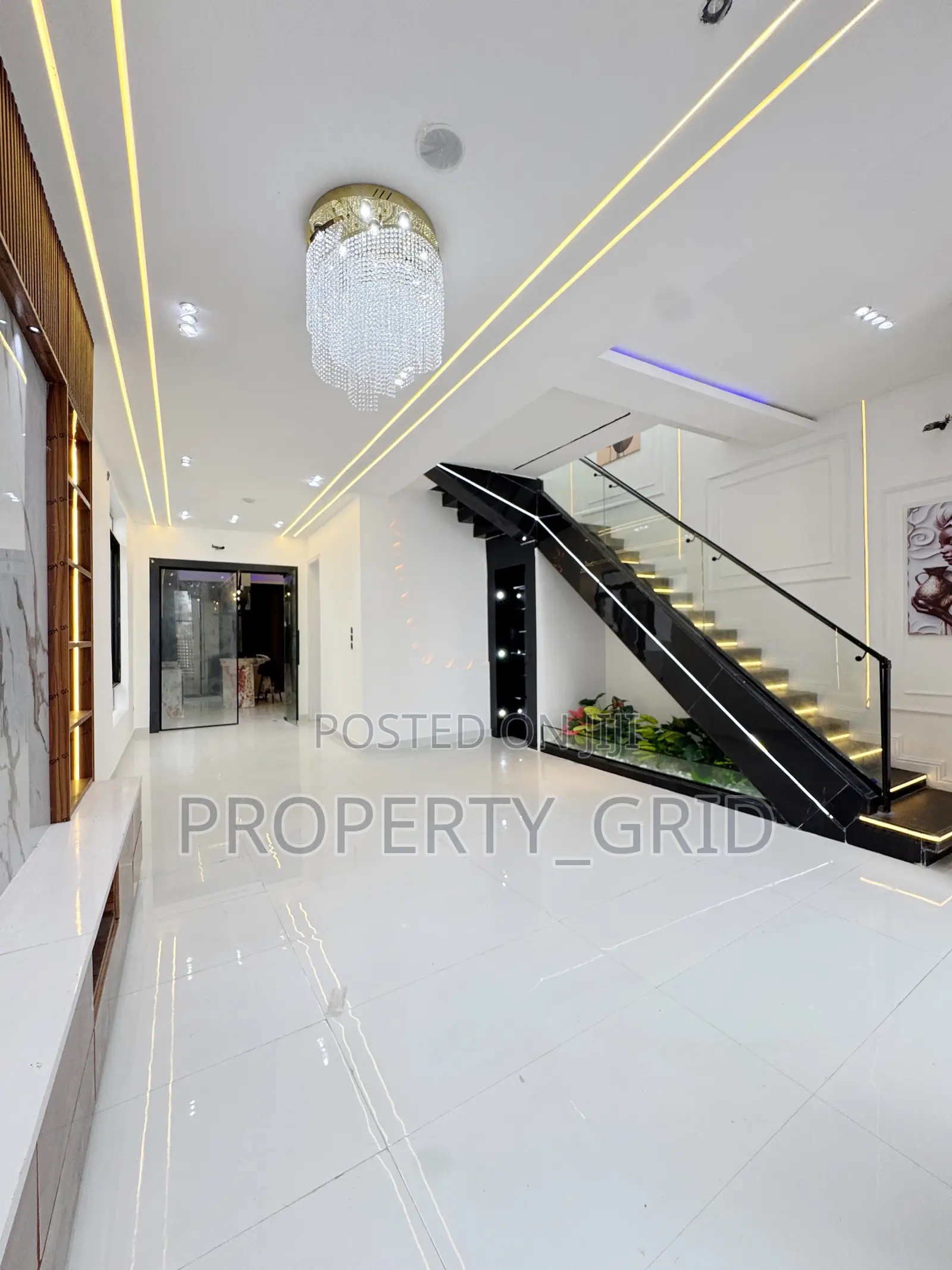 Furnished 4bdrm Duplex in Orchid Estate, Lekki for sale