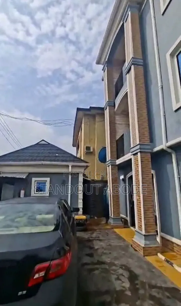 2bdrm Block of Flats in Good Location, Oregun for sale