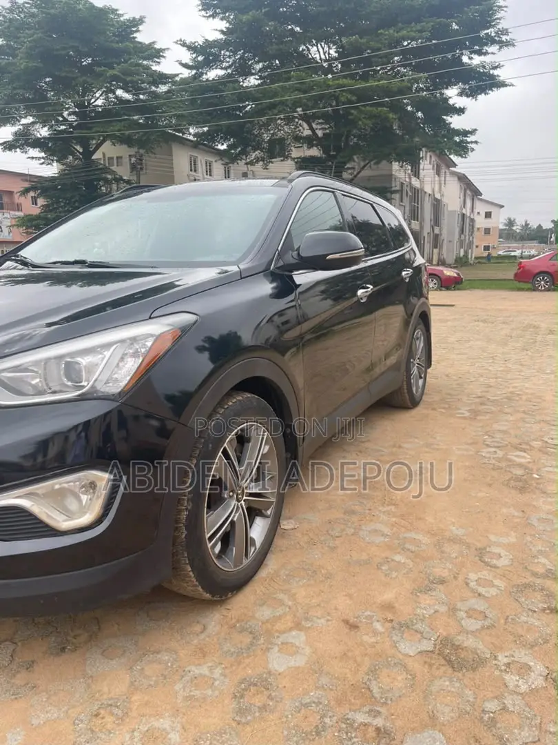 Hyundai Santa Fe Limited 4dr SUV (3.3L 6cyl 6A) 2015 Black