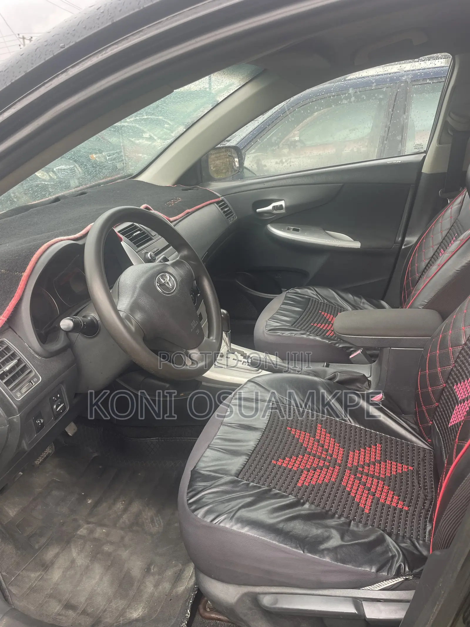 Toyota Corolla 2010 Black