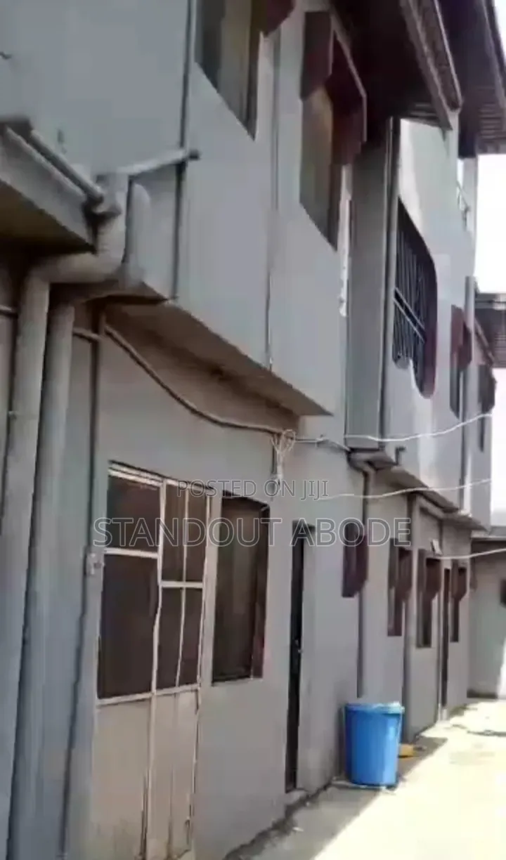2bdrm Block of Flats in Good Location, Governors Road for sale
