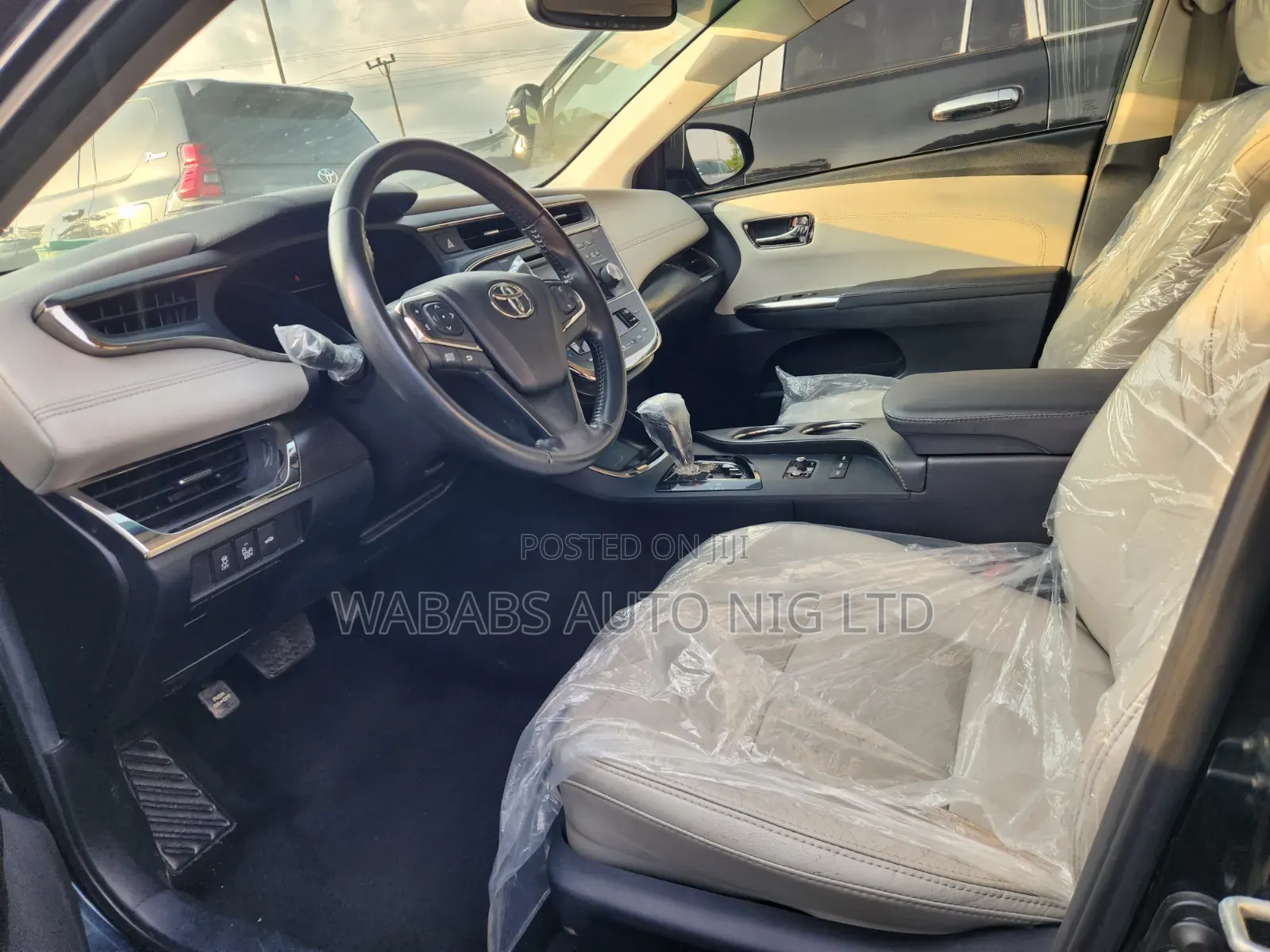 Toyota Avalon 2016 Black