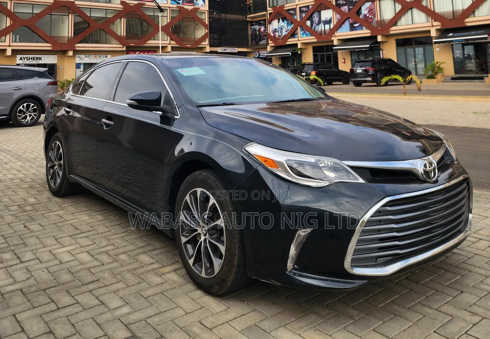 Toyota Avalon 2016 Black