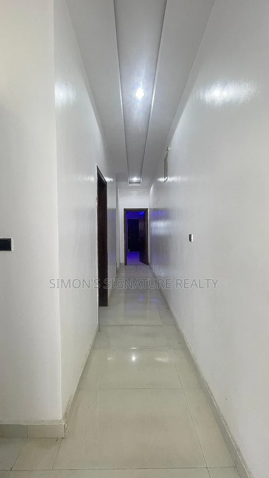 4bdrm Duplex in Ologolo for sale