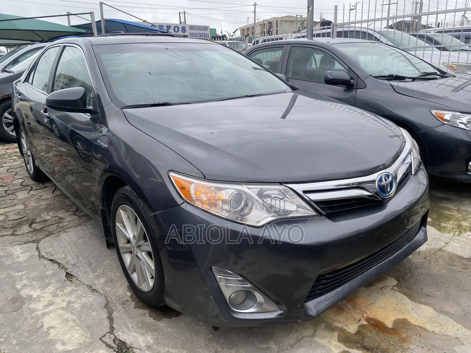 Toyota Camry Hybrid XLE 2012 Gray