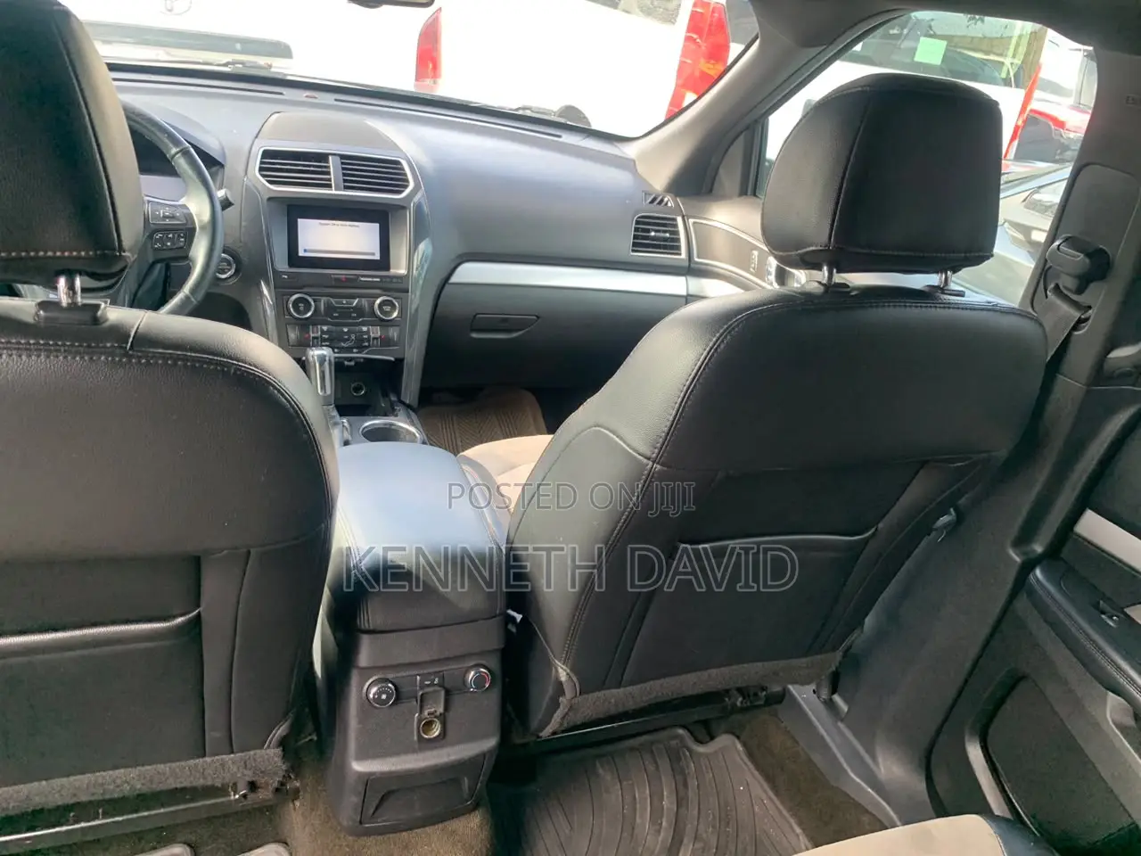 Ford Explorer 2019 Gray