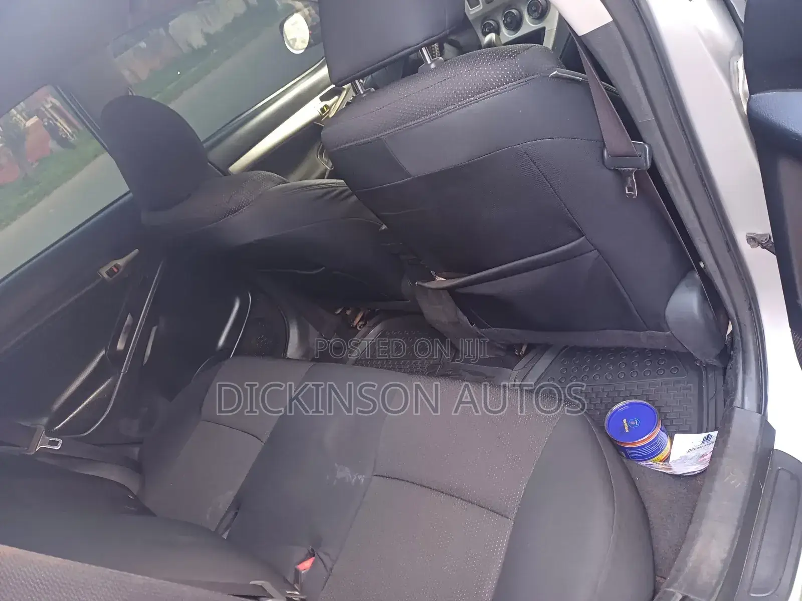 Pontiac Vibe 2010 Silver