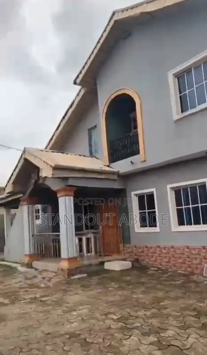 3bdrm Duplex in Olorunfemi Estate, Igando / Ikotun/Igando for sale