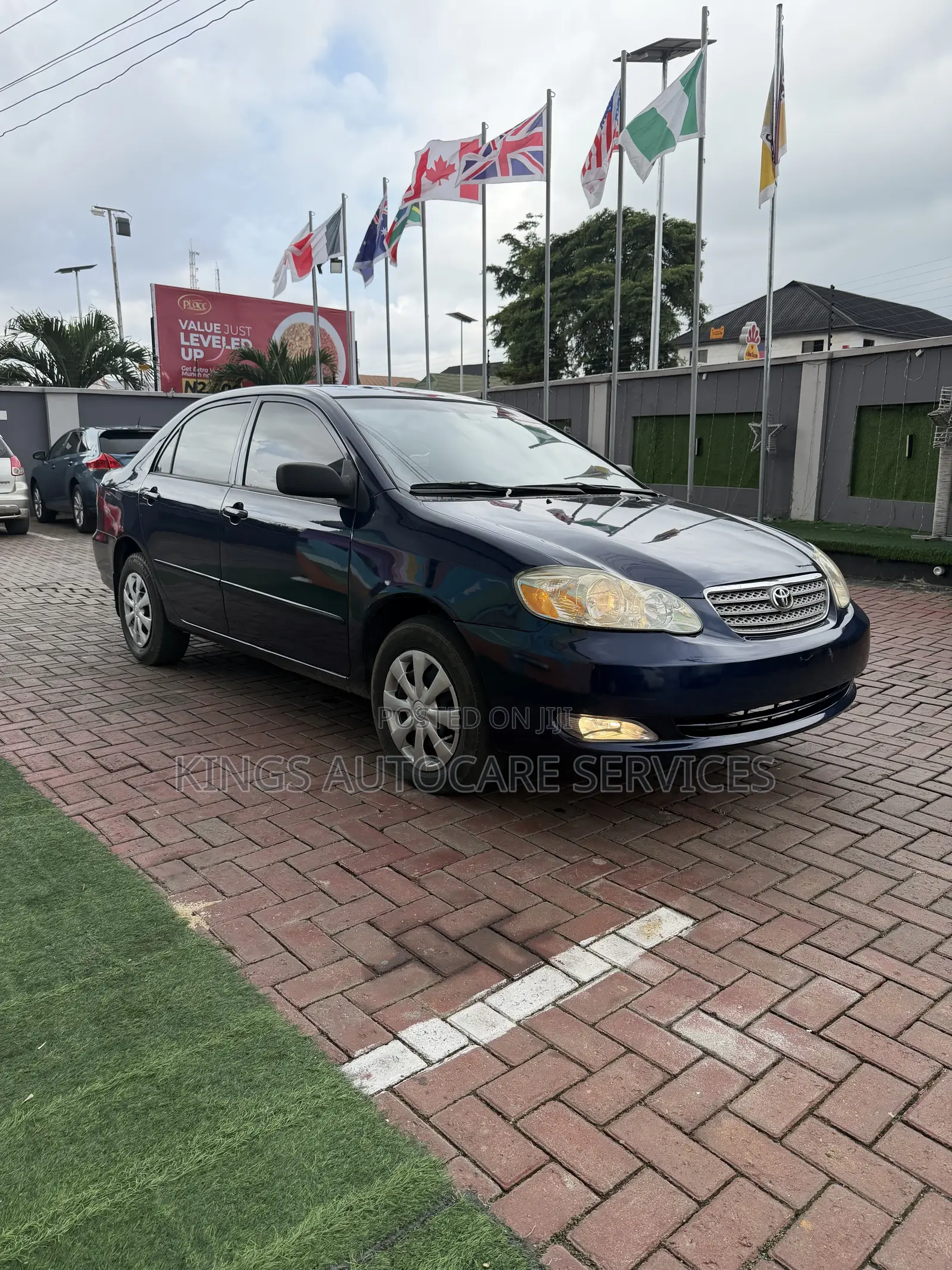 Toyota Corolla LE 2005 Blue