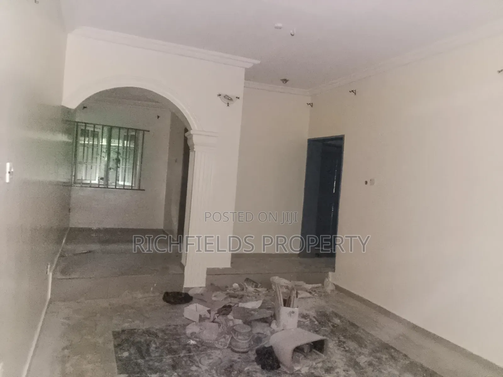 2bdrm Apartment in Pathfinder Estate, Obafemi-Owode for rent