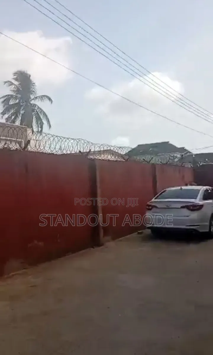 2bdrm Block of Flats in Unity Estate for sale