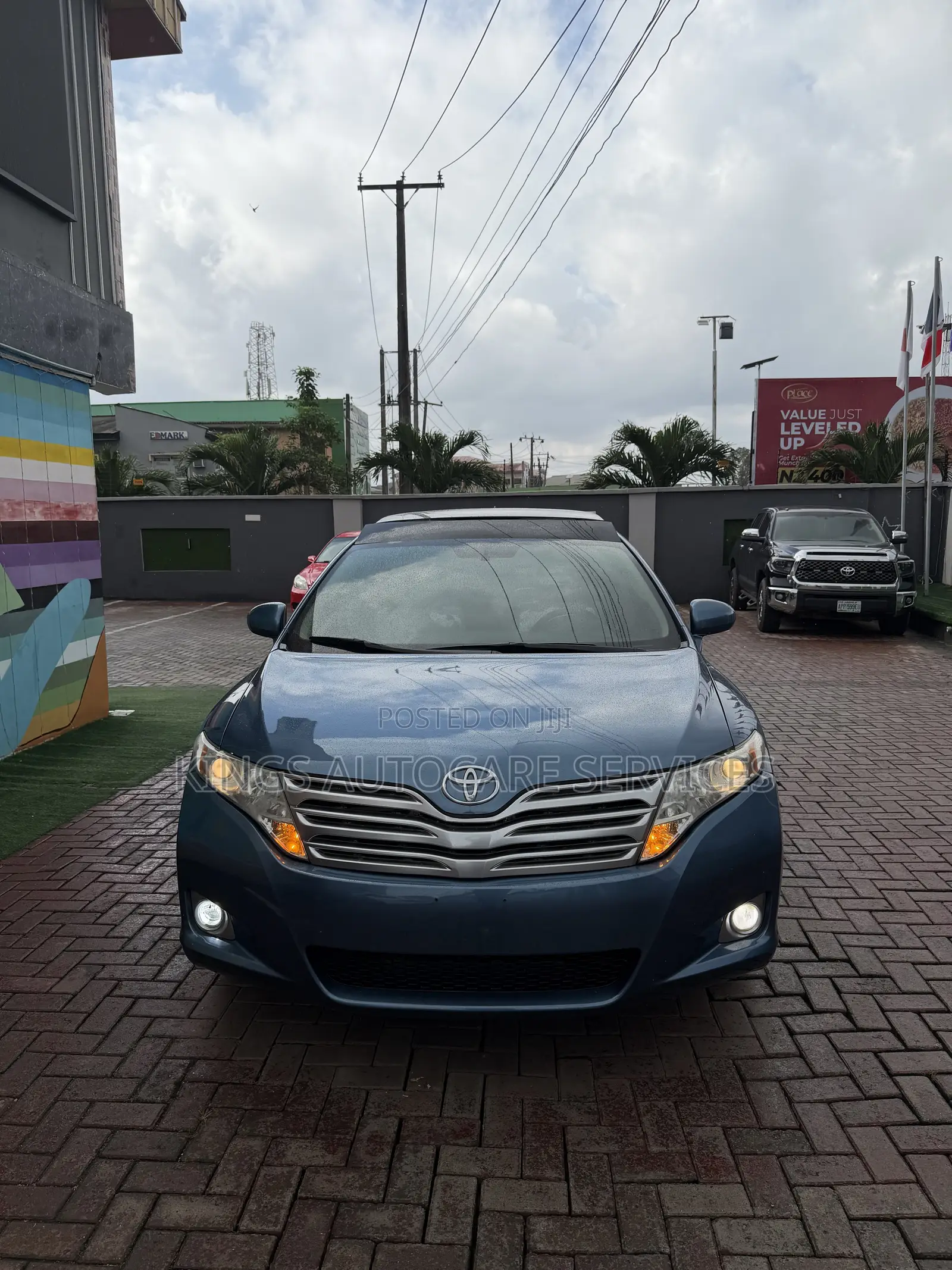 Toyota Venza XLE 2010 Blue