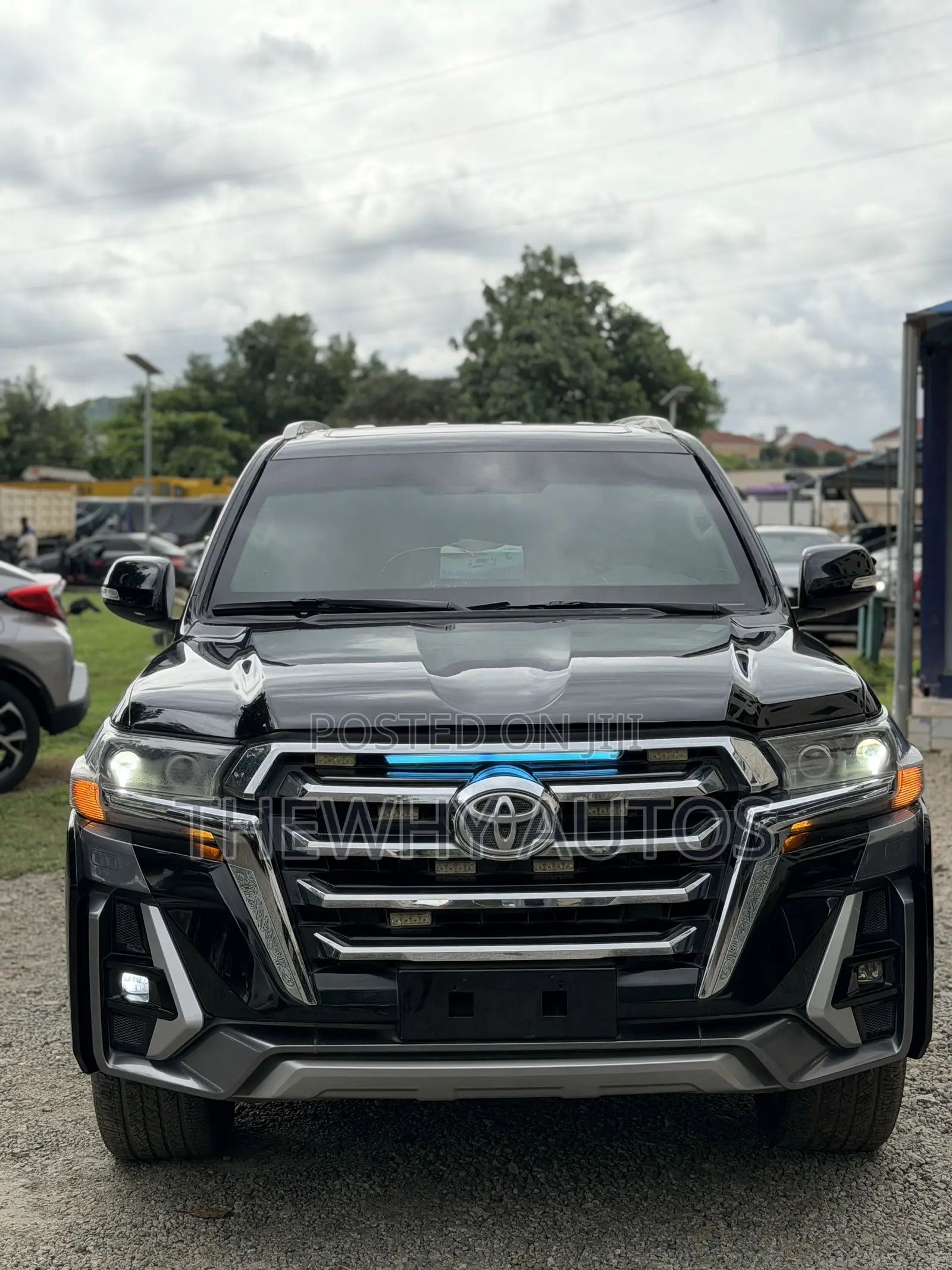 Toyota Land Cruiser 5.7 V8 VXR 2017 Black