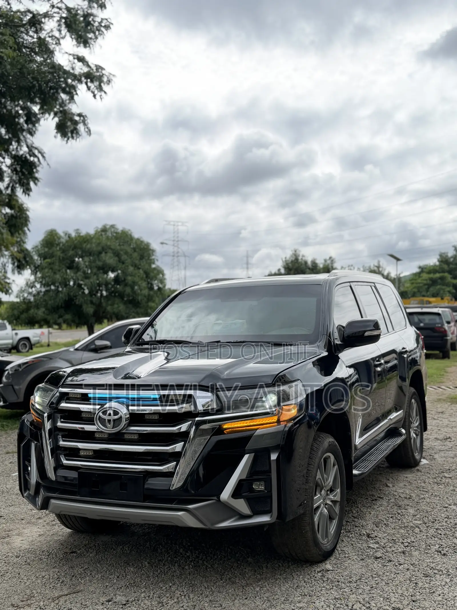 Toyota Land Cruiser 5.7 V8 VXR 2017 Black