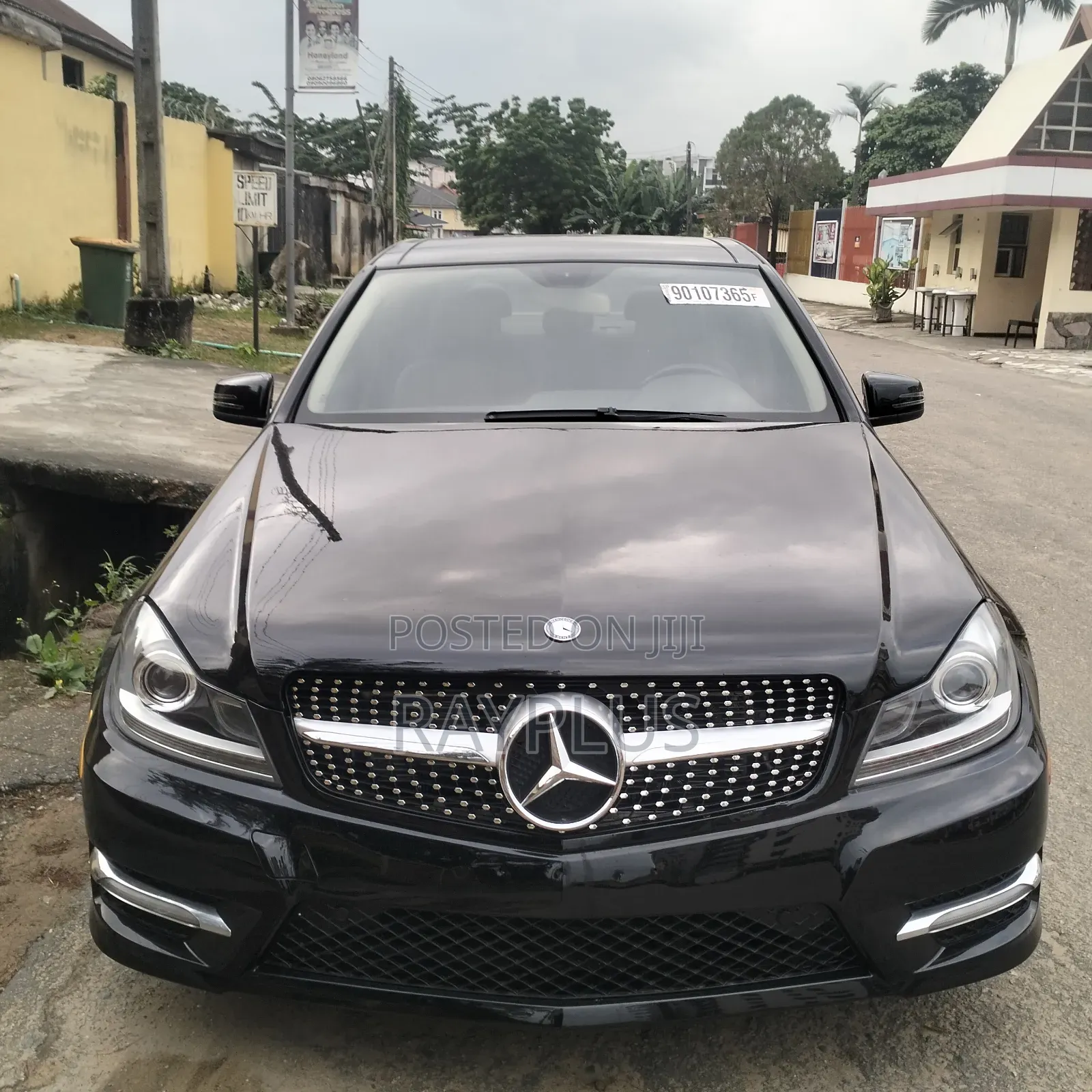 Mercedes-Benz C300 2012 Black