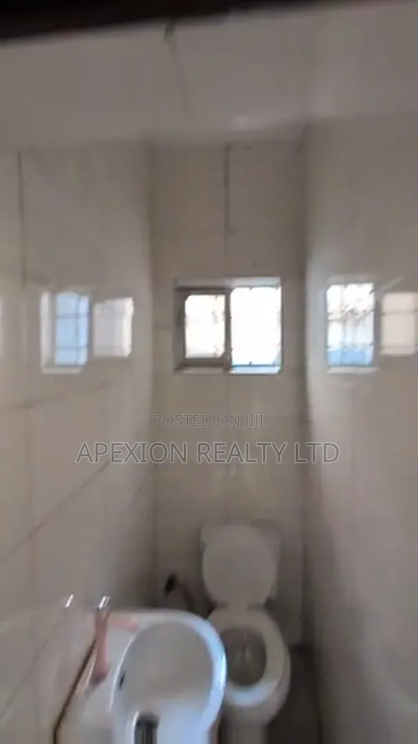 2bdrm Bungalow in Apexion Estate, Wuse 2 for rent