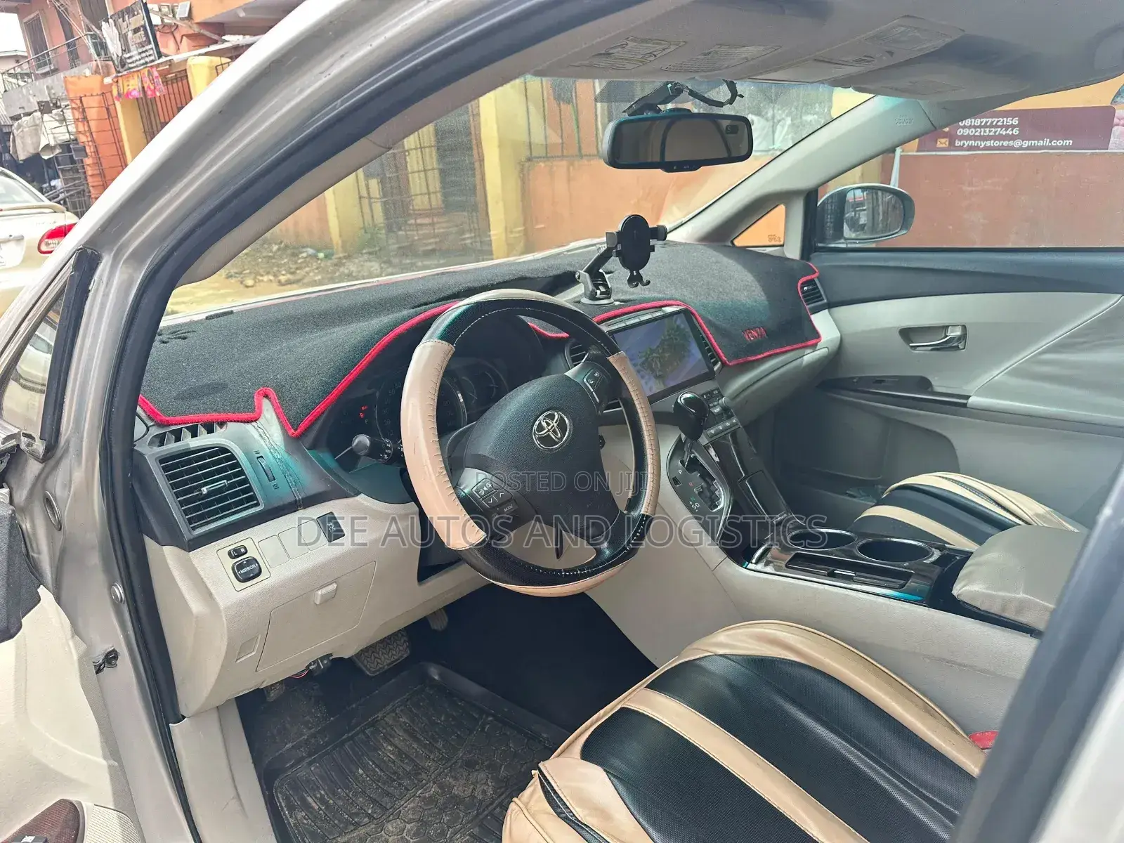 Toyota Venza 2010 Silver