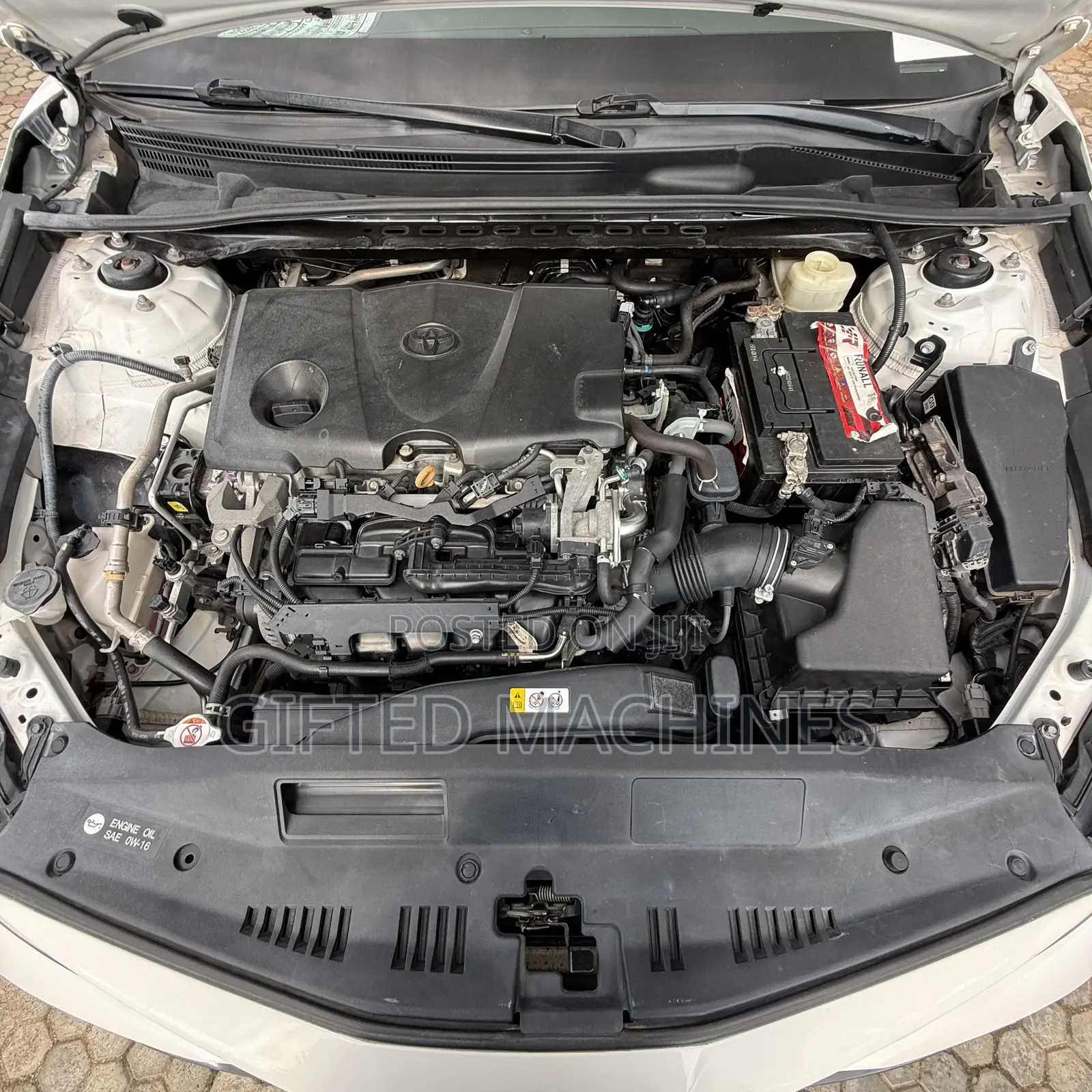 Toyota Camry 2018 White