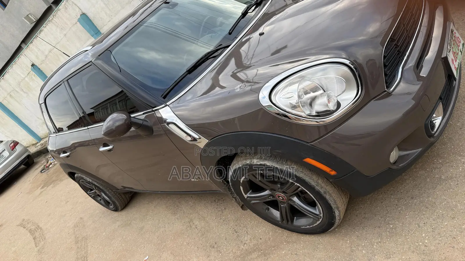 Mini Cooper S 2012 Brown