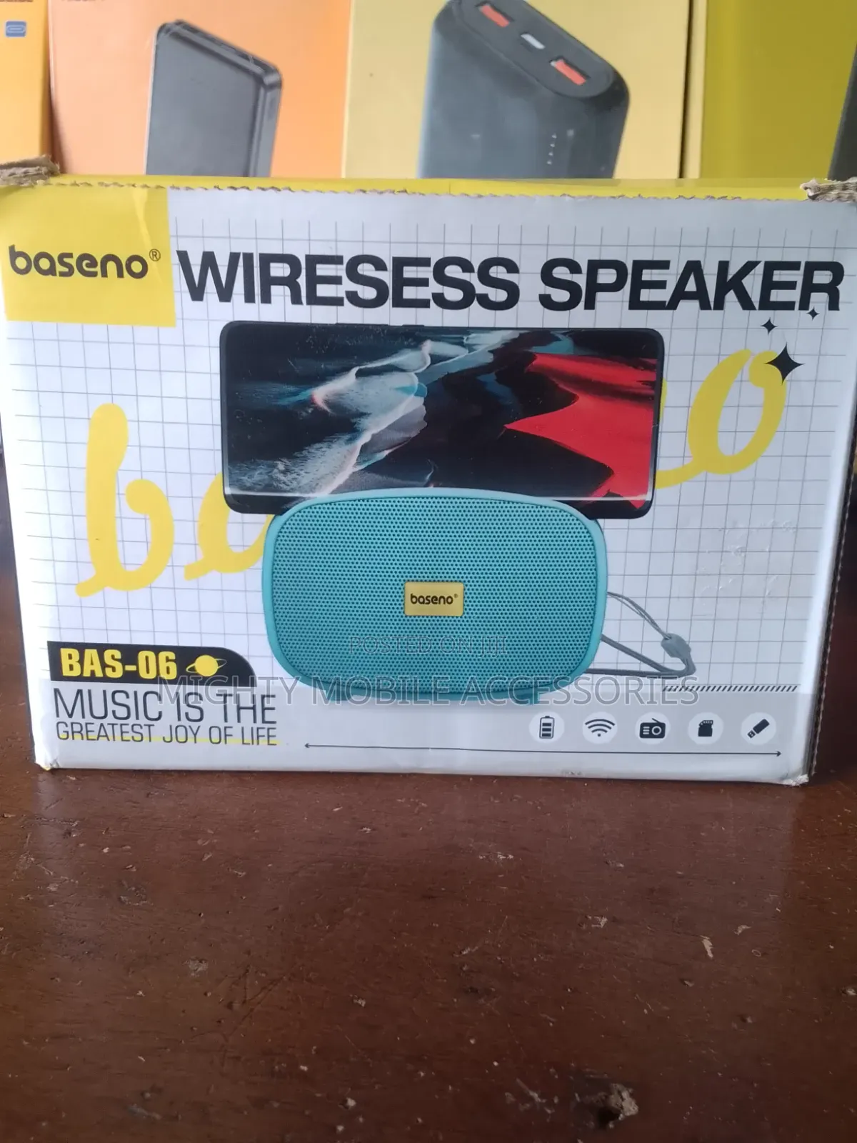 Basno Wireless Bluetooth Speacker