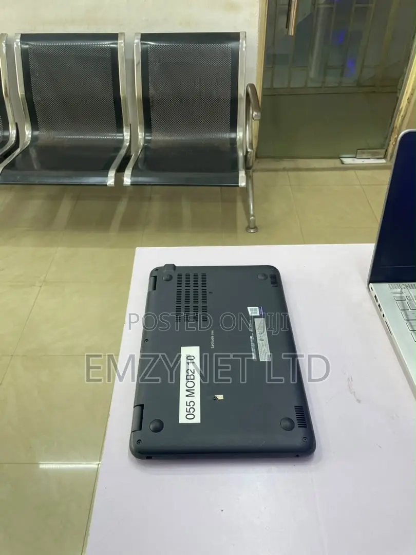 Laptop Dell Latitude 3190 4GB Intel Pentium eMMC 60GB